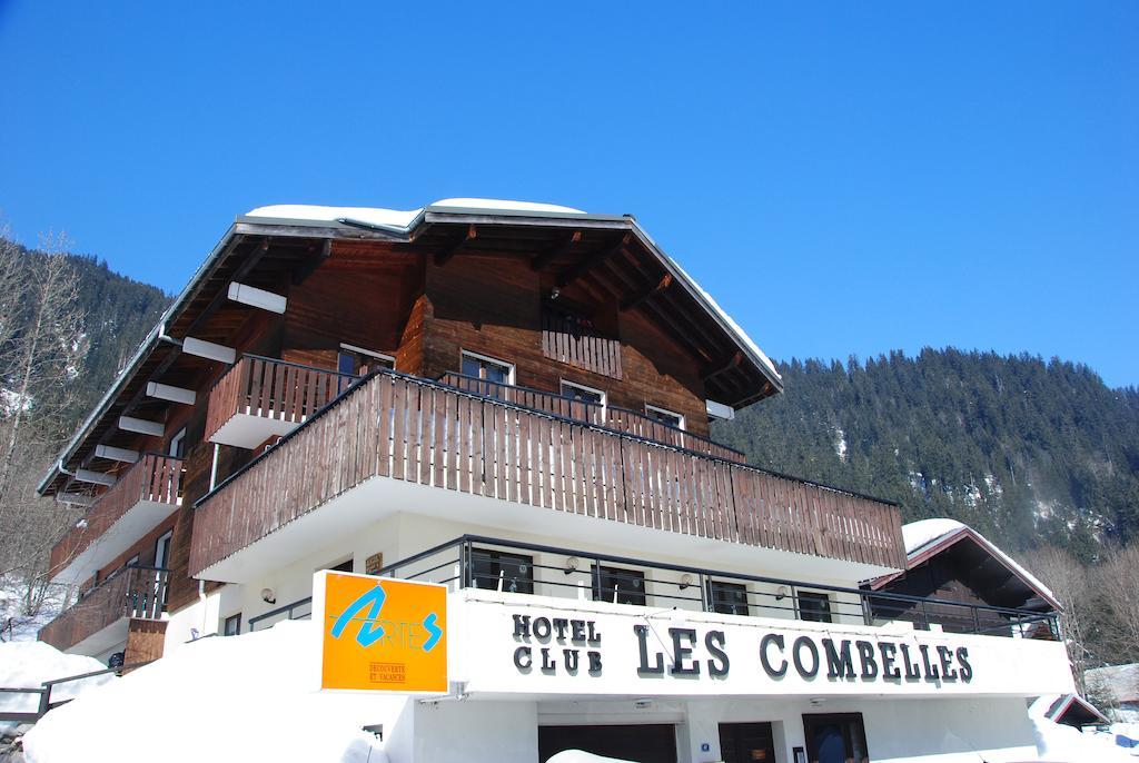 Hotel Les Combelles Chatel Exterior photo